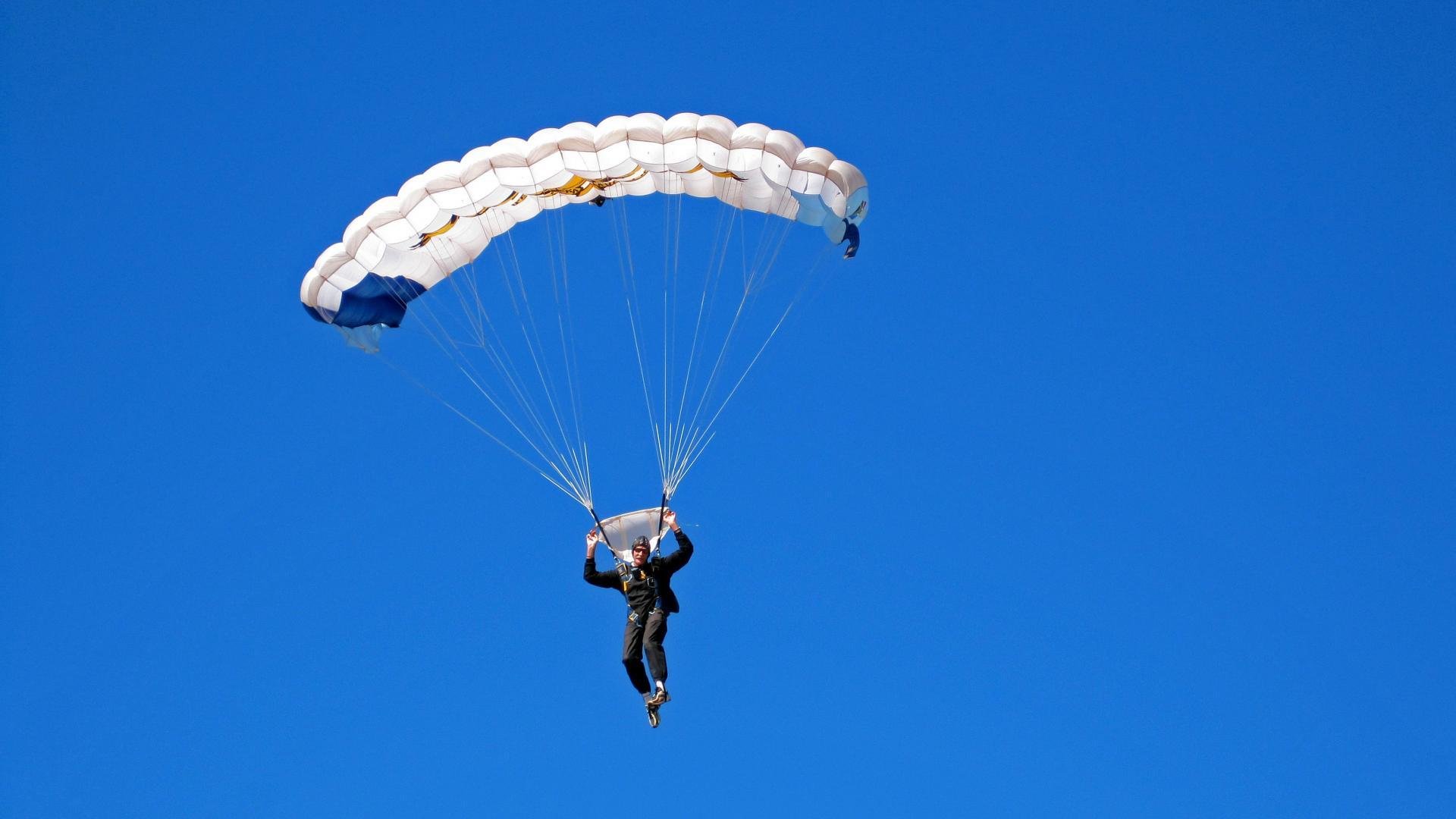 主办方与城市协商赛事周边商业活动安排细则——打造精彩赛事，开启合作新篇章
